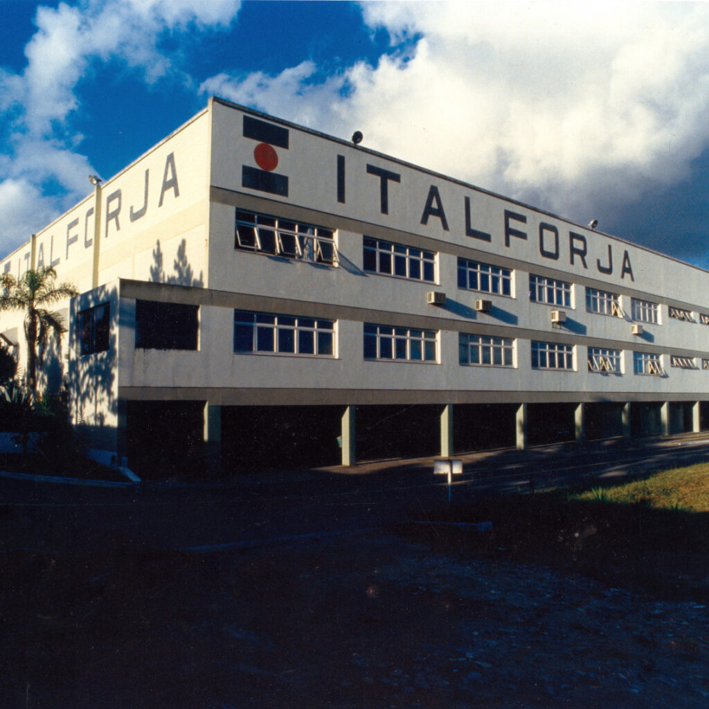 1978 Mudanca da ITALFORJA para Embu das Artes